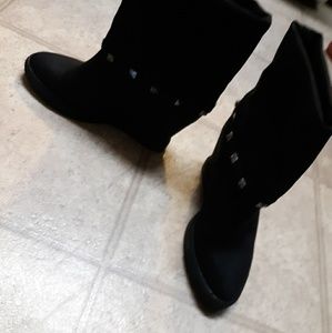 Black Jennifer Lopez boots